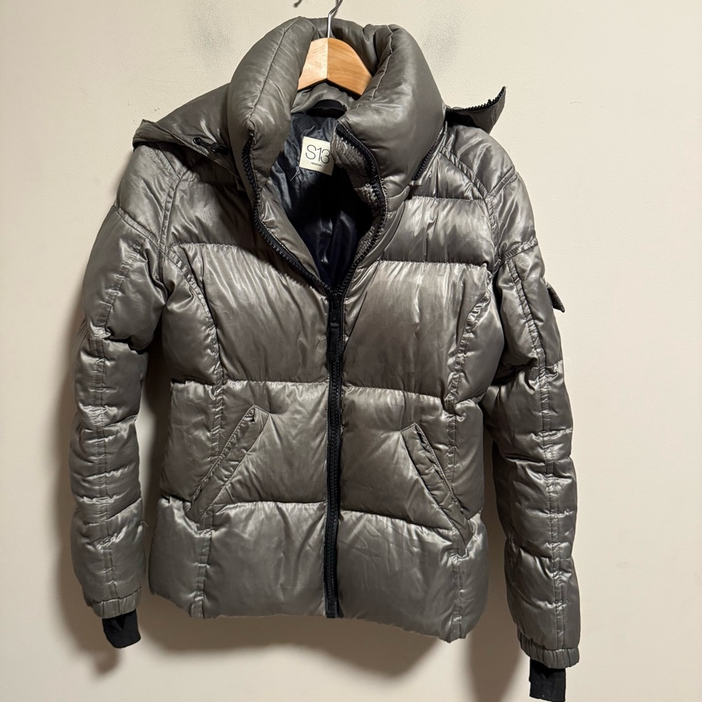 S13 New York Freestyle Kylie Hooded Puffer Jacket Silver Gray- Size Medium